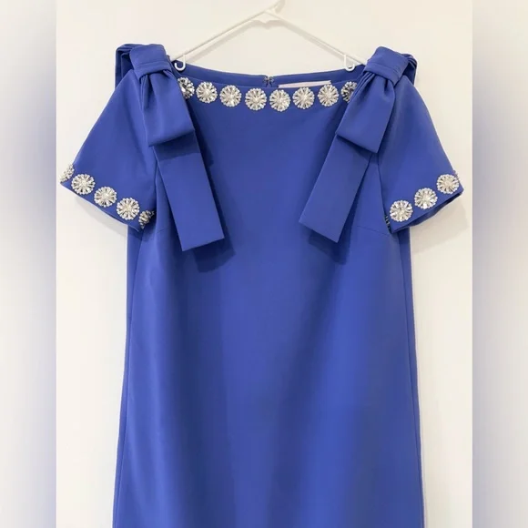 CAROLINA HERRERA Crystal-Trim Boatneck Column Gown With Shoulder Bows Maxi Dress - Picture 5 of 15